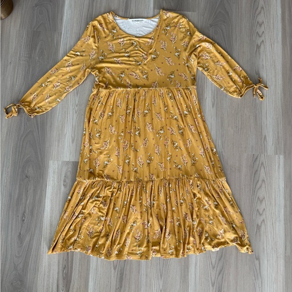 DownEast Dresses & Skirts - DOWNEAST Mustard Floral Tiered Midi Dress Long Sleeve Size Medium